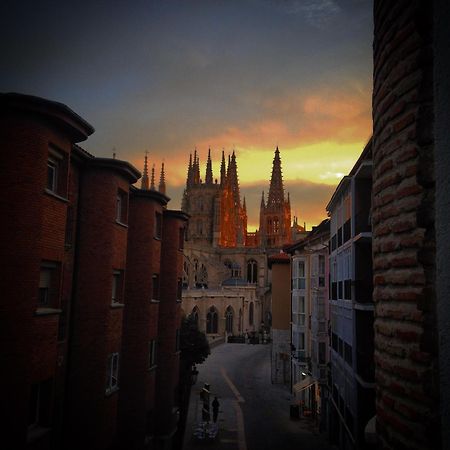Atuaire Home Vivienda En Perfecta Ubicacion Al Lado De La Catedral De Burgos Ngoại thất bức ảnh